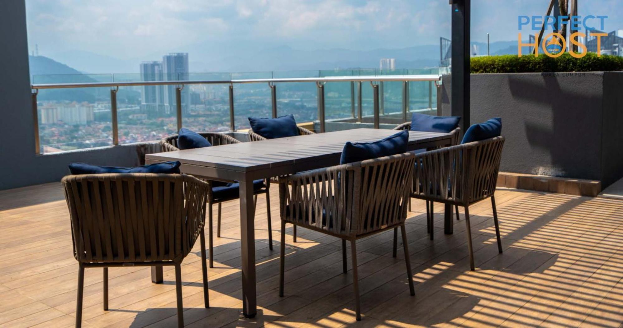 Neu Suites @ 3Rdnvenue By Perfect Host Kuala Lumpur Esterno foto